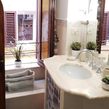 The Old Town روما